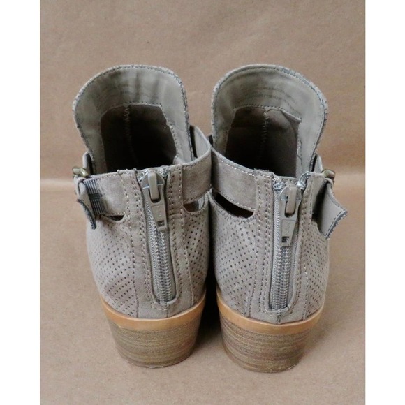 Dolce Vita Taupe Bootie - Size 8 - Picture 4 of 7